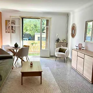 Bel Lumineux Et Calme A 10min A Pied Du Centre Aix Avec Parking Et Air Conditionne Appartement
